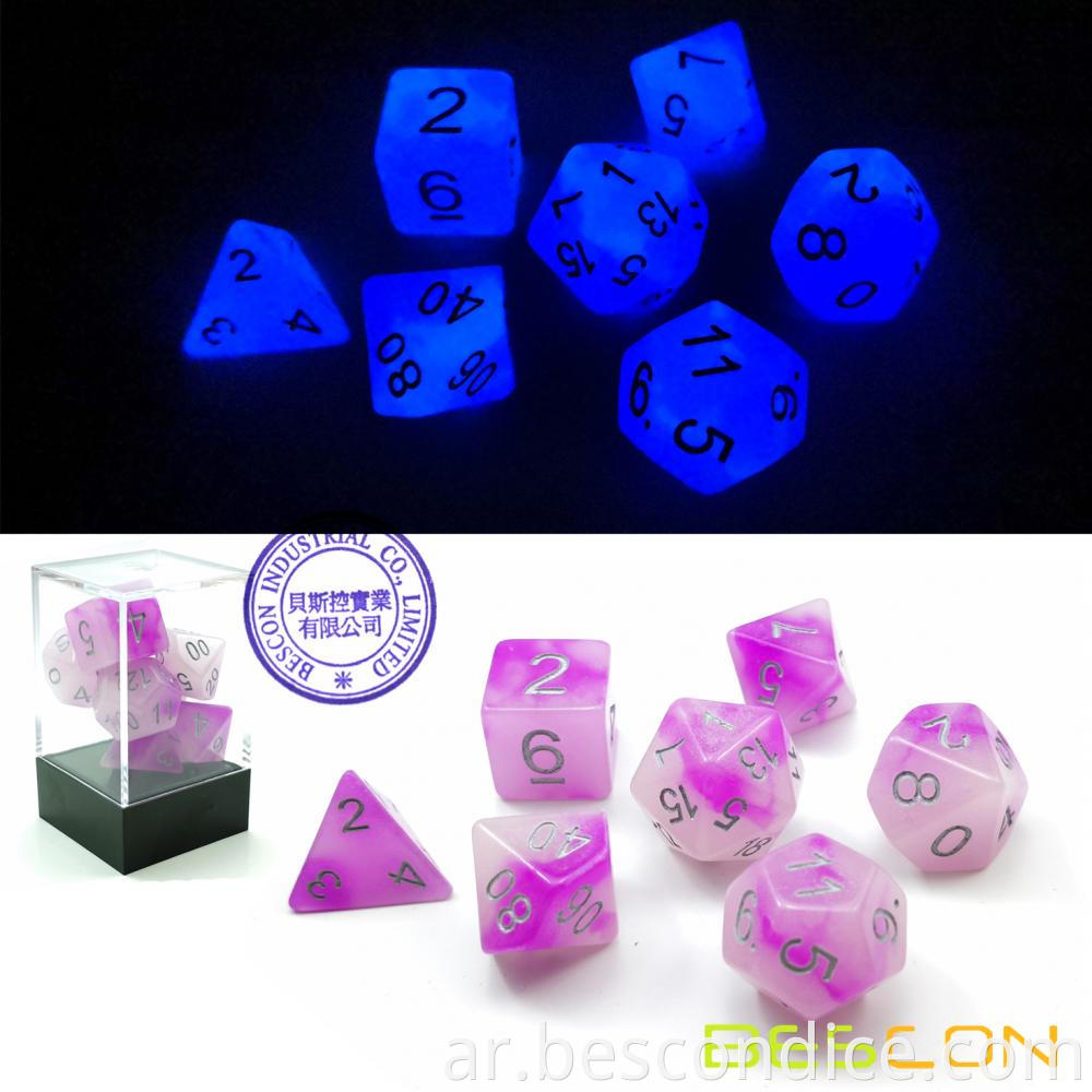 Frosty Amethyst Two Tone Glowing Dnd Dice 6